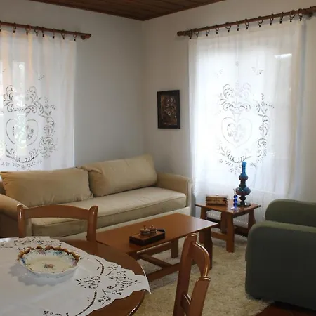 Castaneda House 1 度假居 *